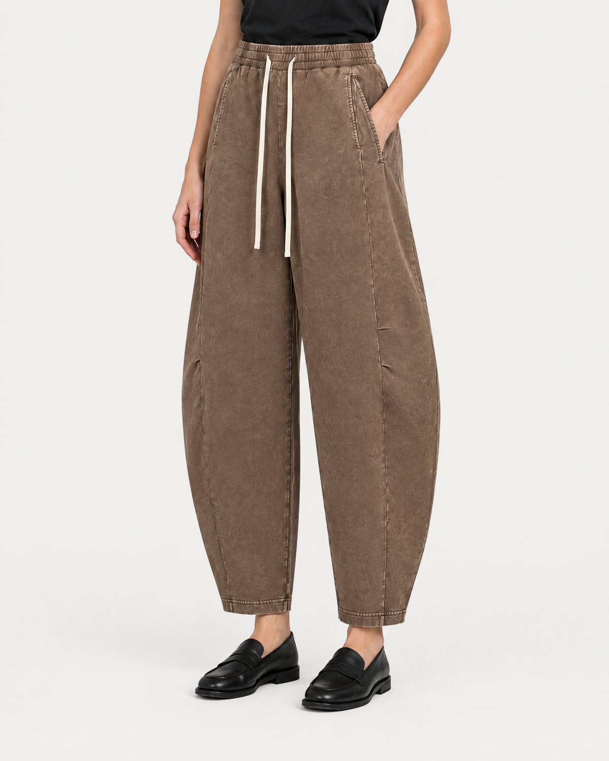 Mineral Barrel Pant in Coffee, on model detail